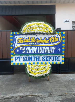 Papan Bunga Duka di Beringin Raya