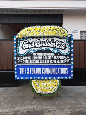 Papan Bunga Duka di Beringin Raya